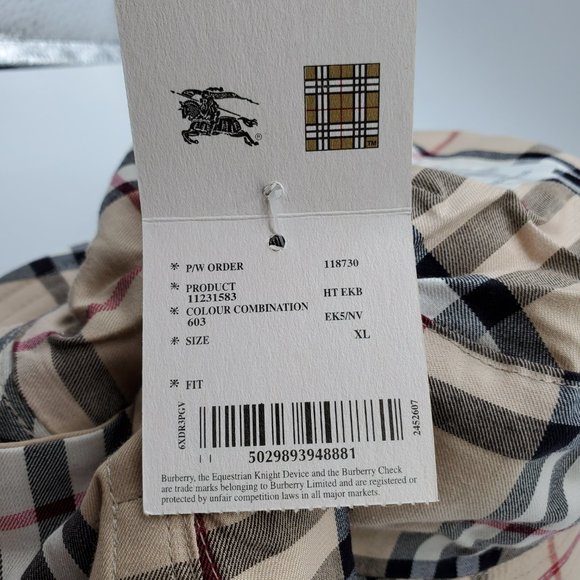 Burberry London Check reversible Bucket Hat (Beige) (UNISEX) main image 6